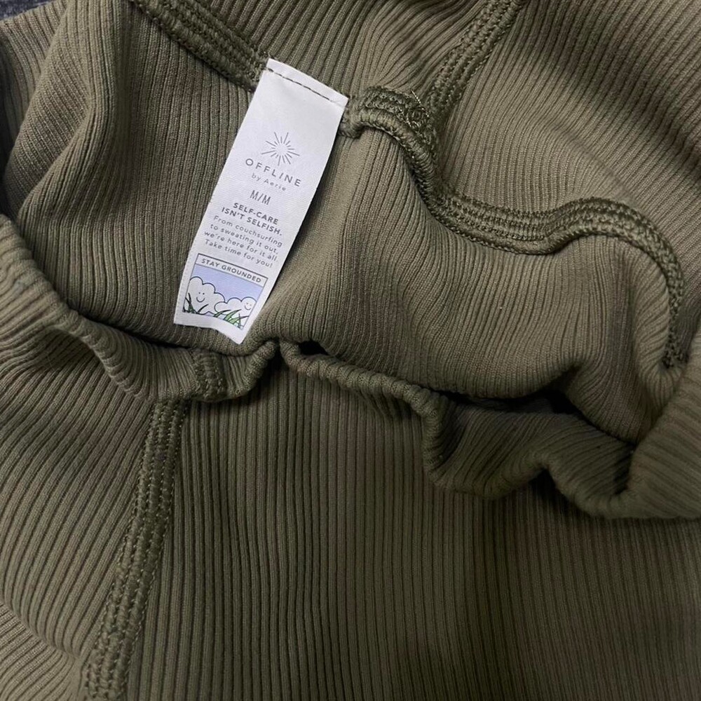 Aerie Women's Green and Khaki Leggings - Picture 3 of 8